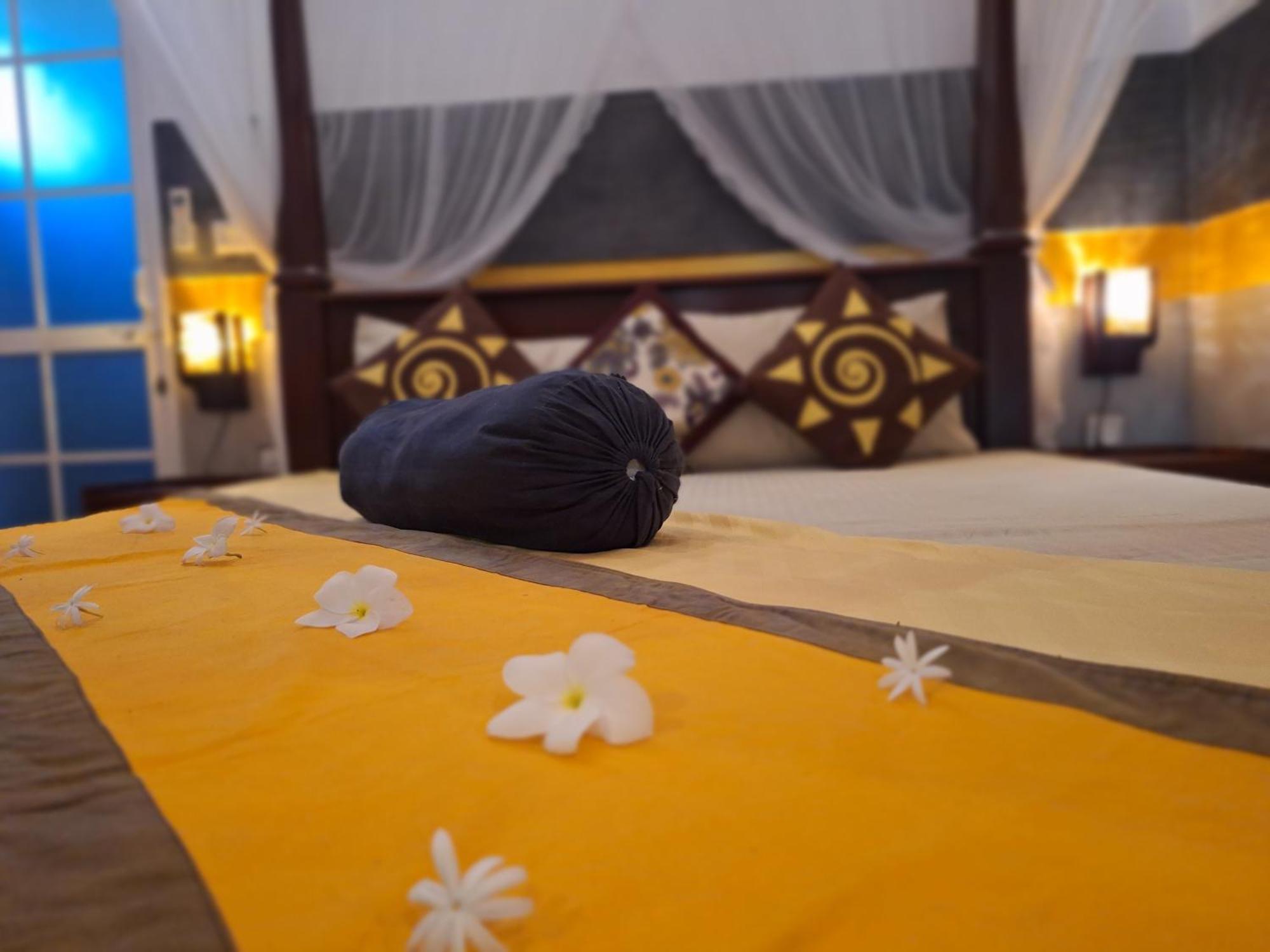 Thara Cabana Bentota Bagian luar foto